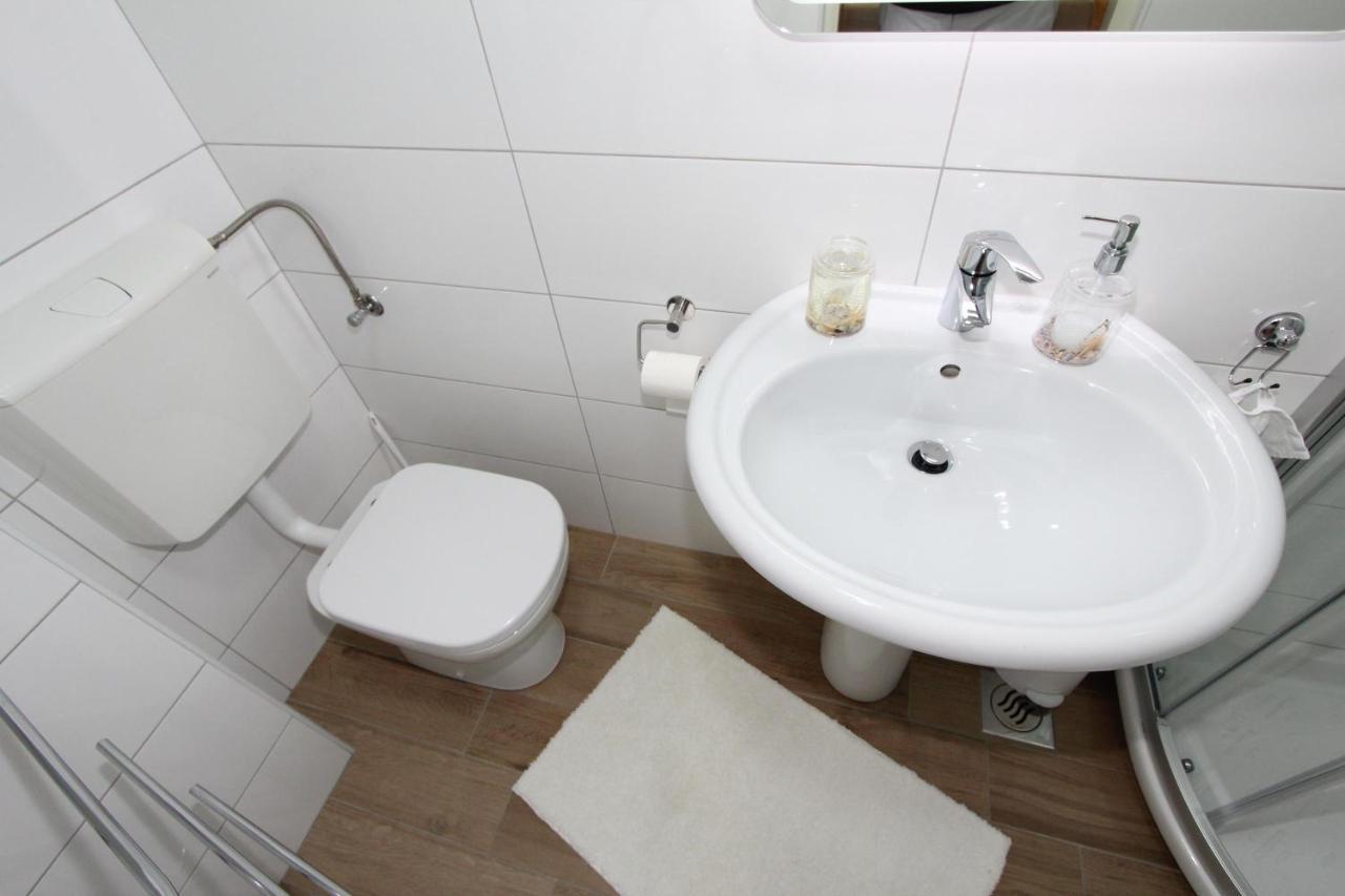 Room Roma Rovinj Exterior photo